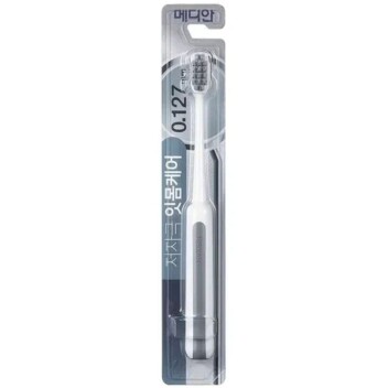 [MEDIAN] Гибкая зубная щетка для чувствительных десен Gum Science Toothbrush, 1 шт