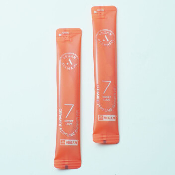 [ALLMASIL] Гель для душа с ароматом мускуса и ириса 7 CERAMIDE PERFUME SHOWER GEL Sweet Love Stick Pouch, 8 мл